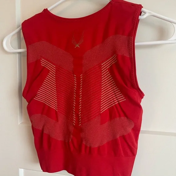 Lucas Hugh London Top - Picture 8 of 11